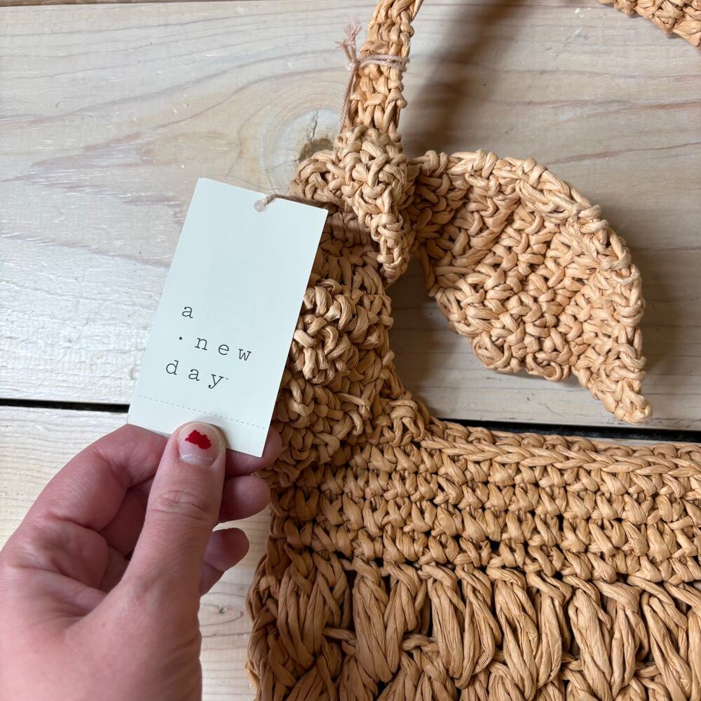 A New Day NWT Women's Straw Woven Tie-Top Shoulder Bag Light Brown Adj Strap - Picture 6 of 8